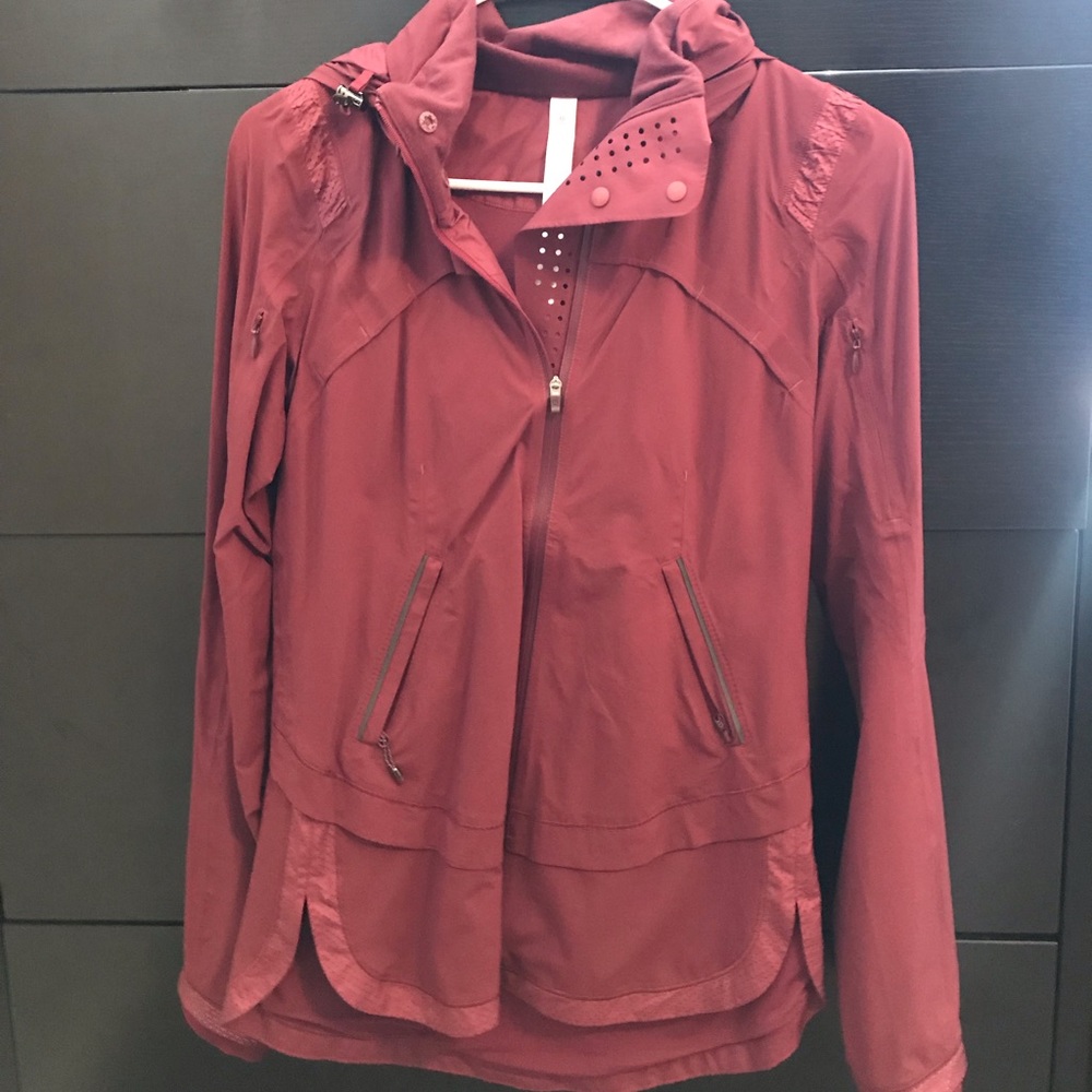Lululemon Raincoat/Windbreaker